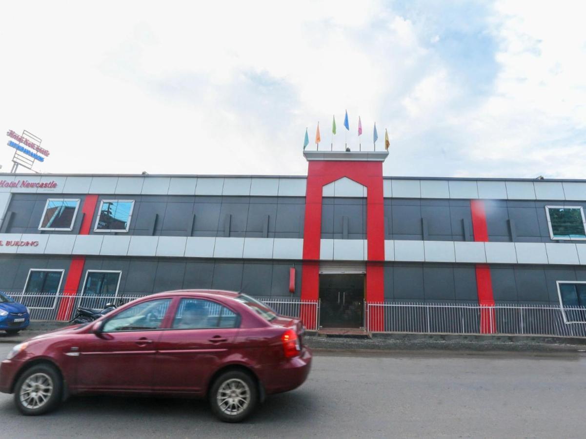 Hotel Newcastle Wadakkanchery エクステリア 写真